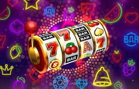 Philippines player joining milyon88 app live baccarat table on mobile phone